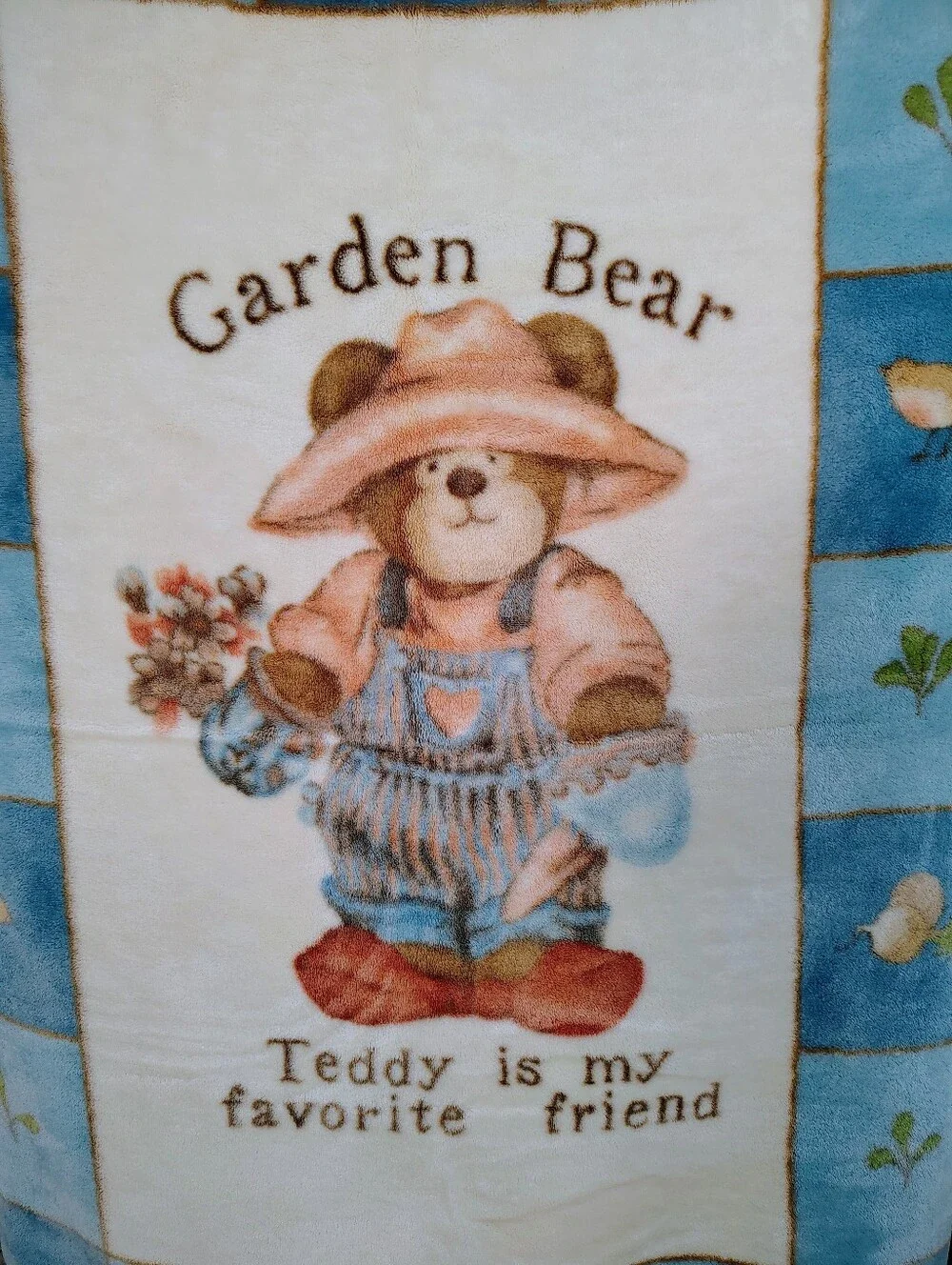 KOYO Vintage Original Garden Bear Teddy Is My Favorite Friend Thick HeavyBlanket